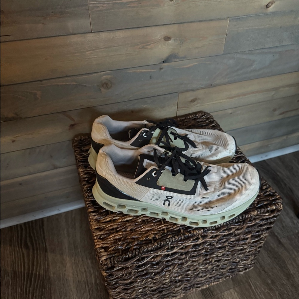 On Running White green and Black Sneakers